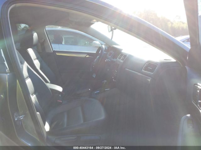 Photo 4 VIN: 3VW2B7AJ8HM228255 - VOLKSWAGEN JETTA 