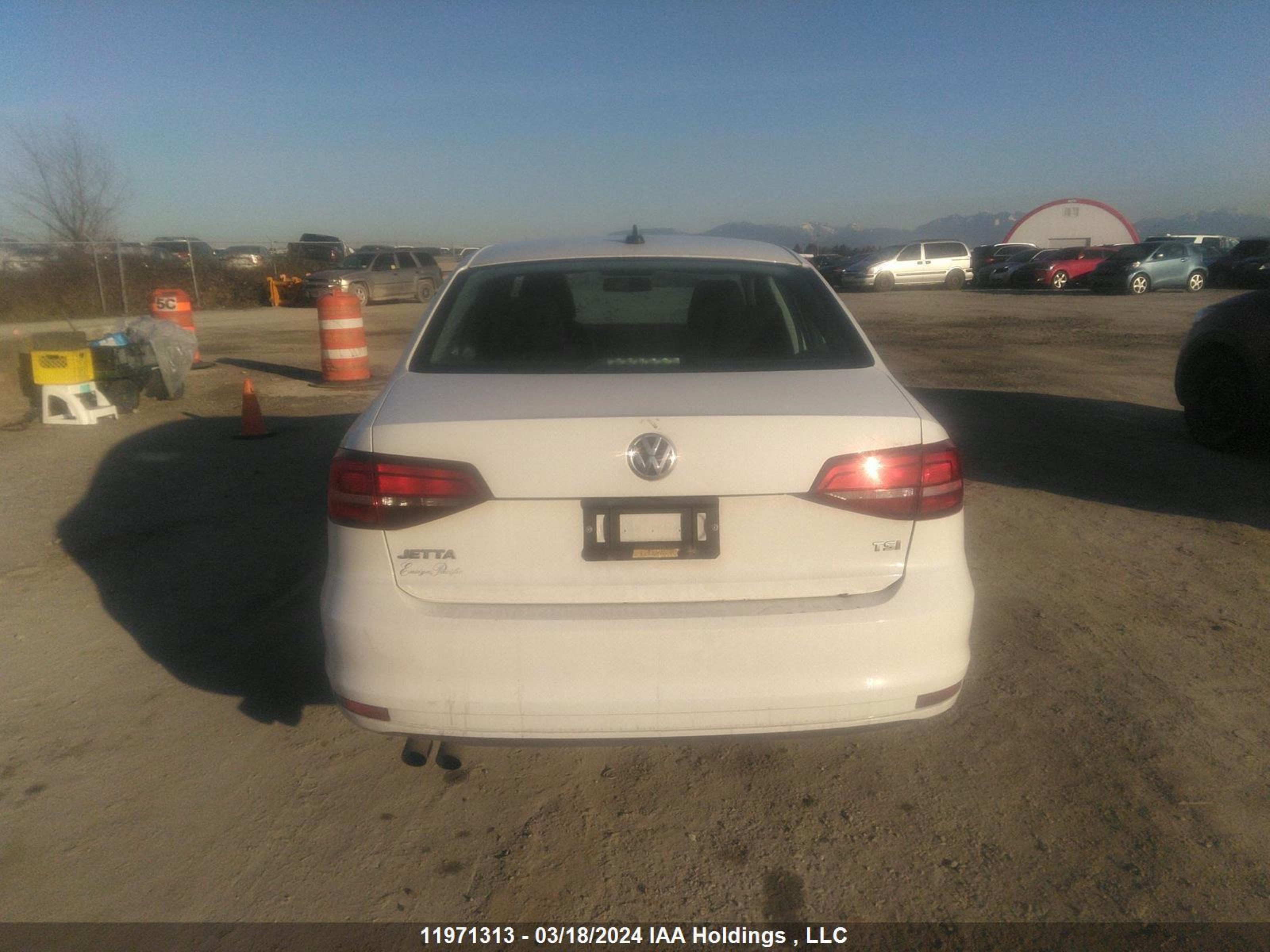 Photo 15 VIN: 3VW2B7AJ8HM269985 - VOLKSWAGEN JETTA 