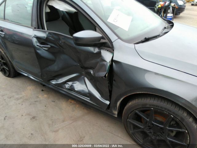 Photo 5 VIN: 3VW2B7AJ8JM215673 - VOLKSWAGEN JETTA 