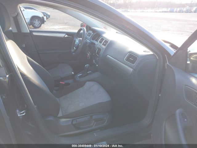 Photo 4 VIN: 3VW2B7AJXHM358523 - VOLKSWAGEN JETTA 