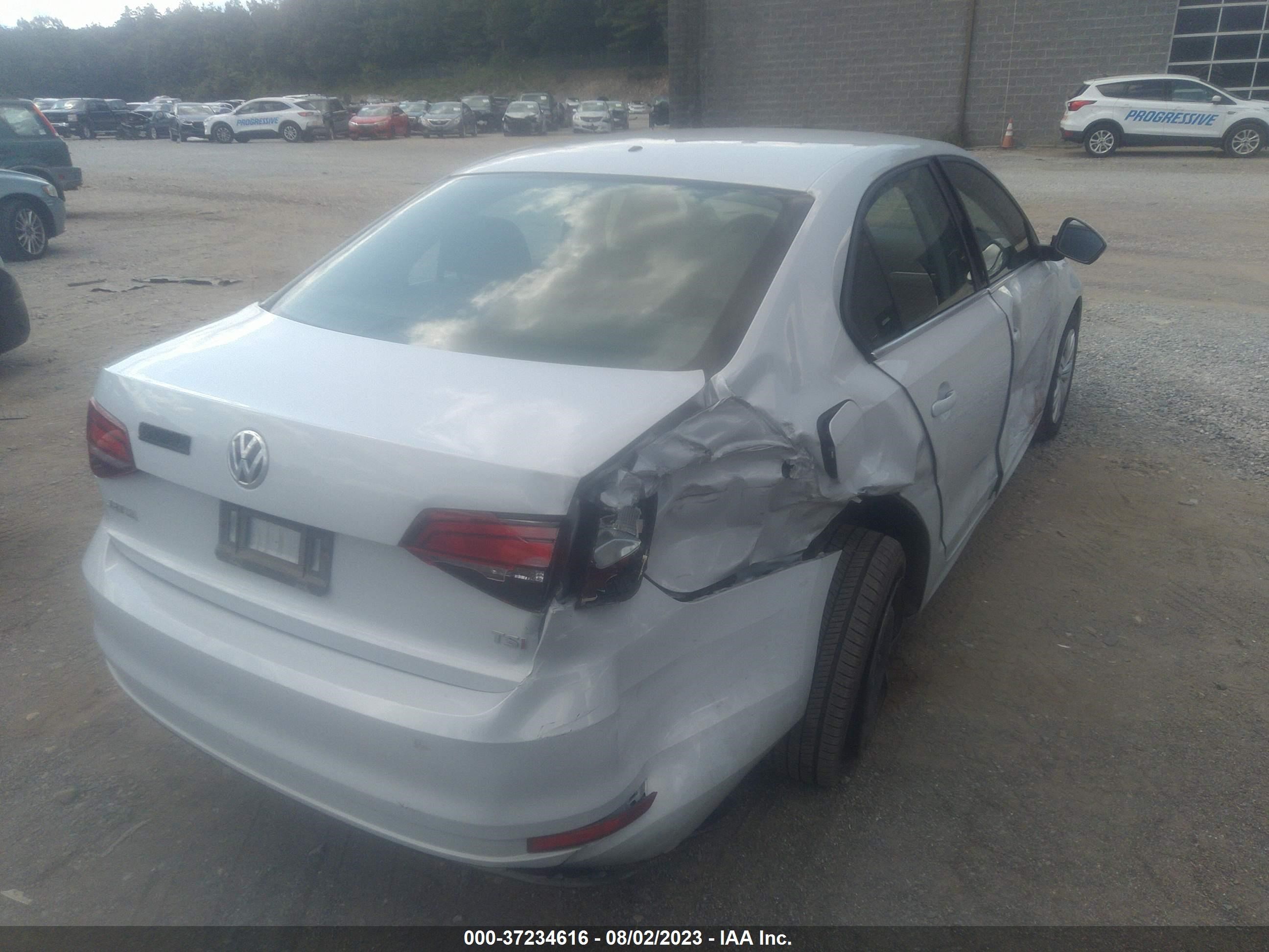 Photo 3 VIN: 3VW2B7AJXHM400432 - VOLKSWAGEN JETTA 