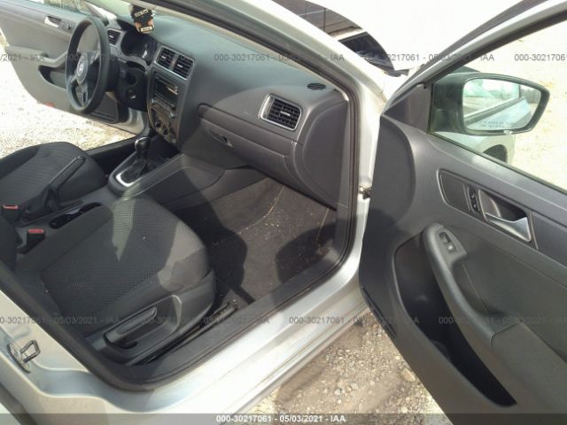 Photo 4 VIN: 3VW2K7AJ0CM392396 - VOLKSWAGEN JETTA 