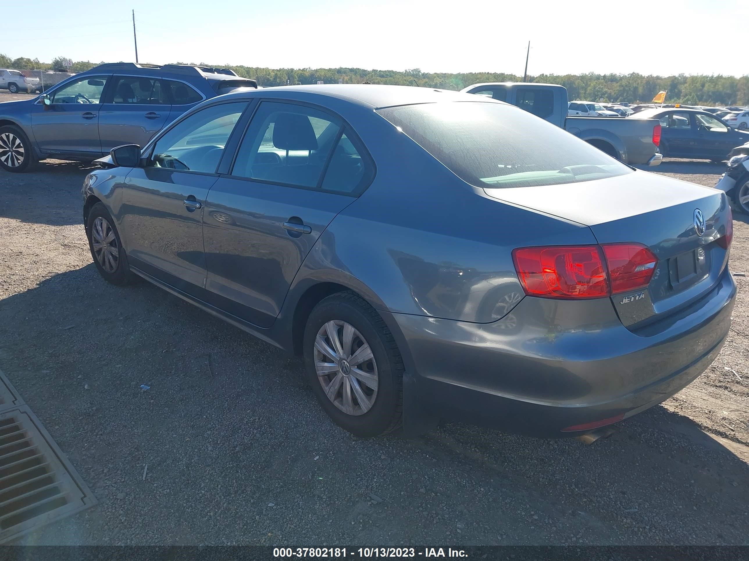 Photo 2 VIN: 3VW2K7AJ0DM307512 - VOLKSWAGEN JETTA 