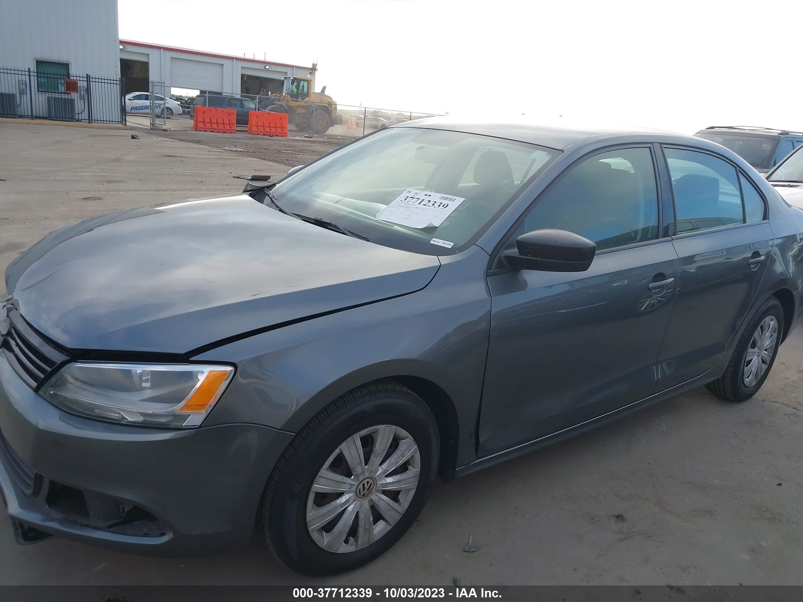 Photo 13 VIN: 3VW2K7AJ0EM256014 - VOLKSWAGEN JETTA 