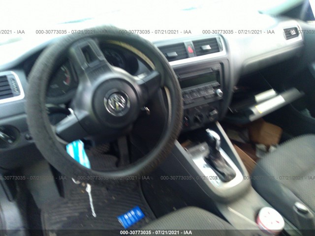 Photo 4 VIN: 3VW2K7AJ1EM362438 - VOLKSWAGEN JETTA SEDAN 