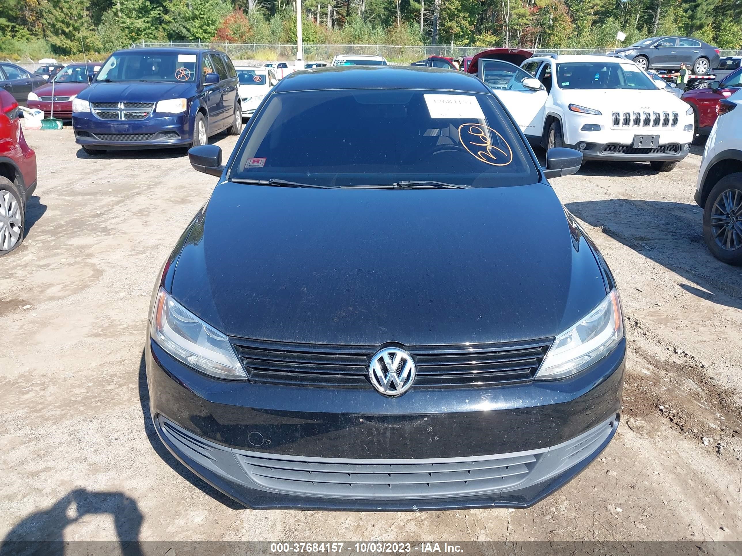 Photo 11 VIN: 3VW2K7AJ1EM385668 - VOLKSWAGEN JETTA 