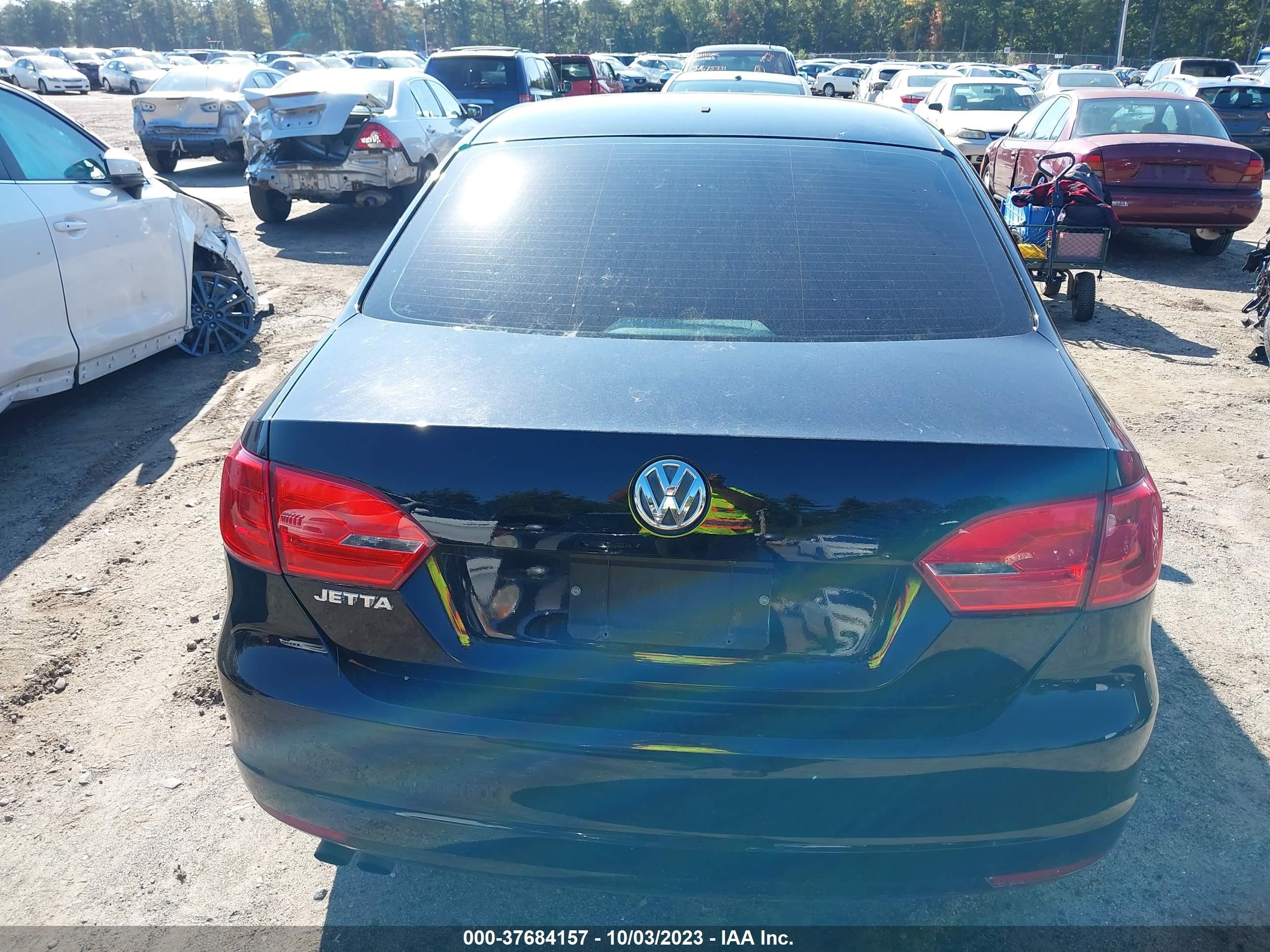 Photo 15 VIN: 3VW2K7AJ1EM385668 - VOLKSWAGEN JETTA 