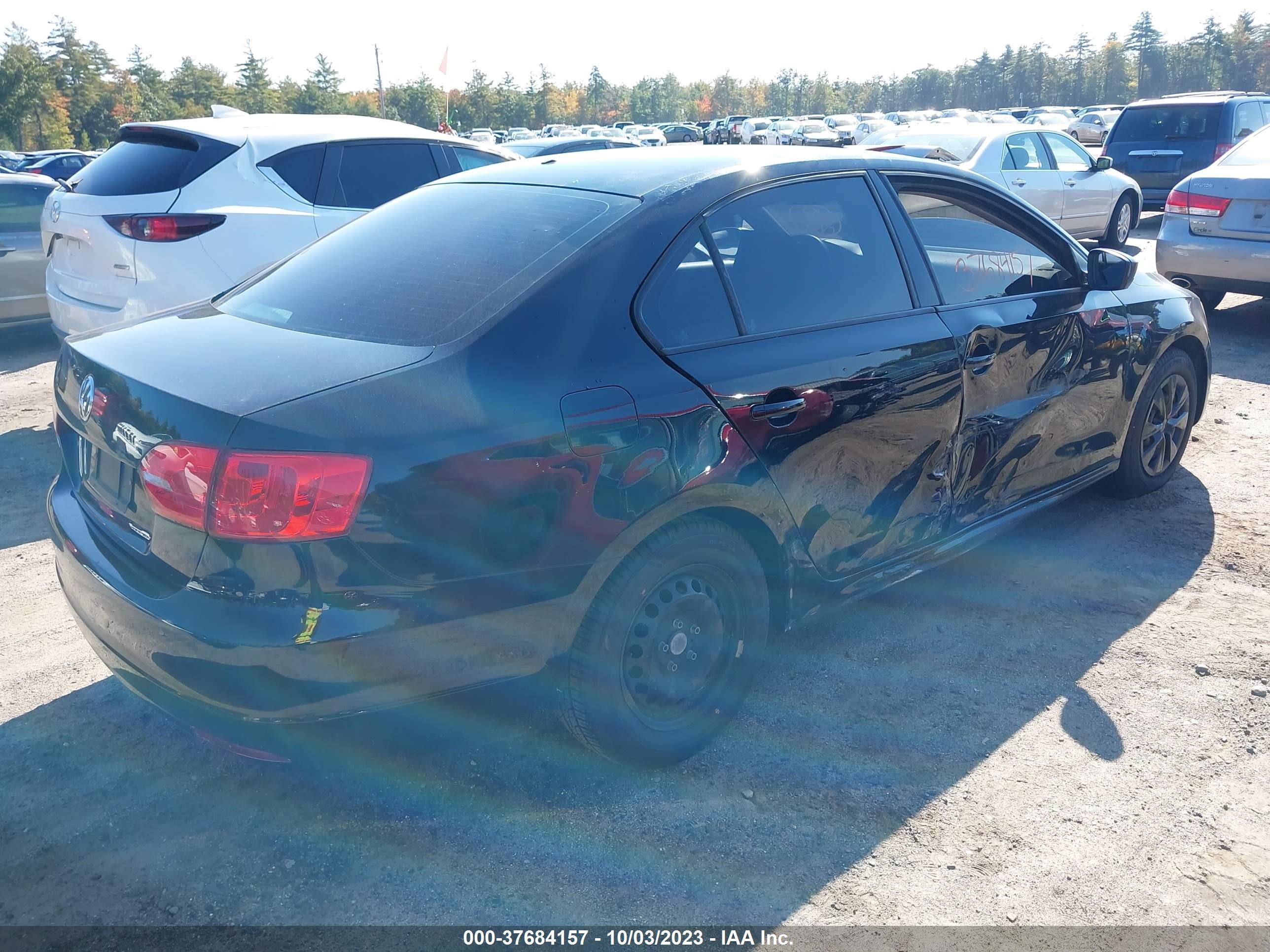 Photo 3 VIN: 3VW2K7AJ1EM385668 - VOLKSWAGEN JETTA 