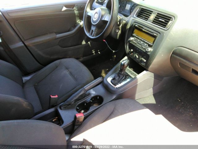 Photo 4 VIN: 3VW2K7AJ2BM068266 - VOLKSWAGEN JETTA SEDAN 