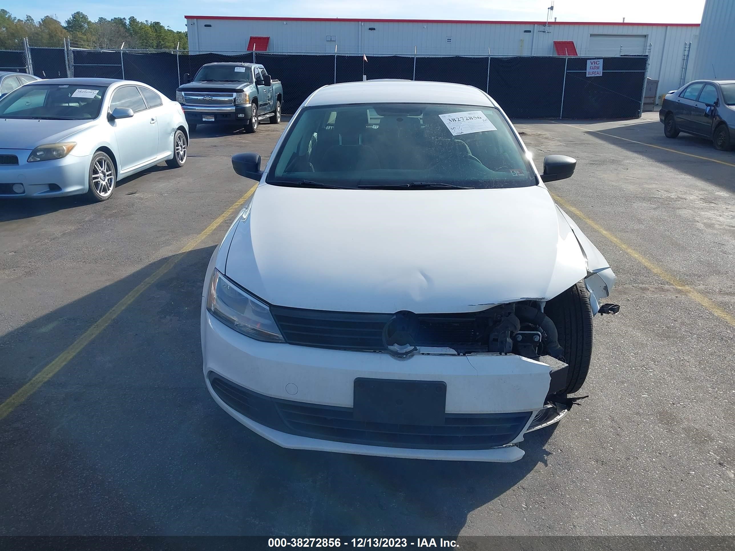 Photo 11 VIN: 3VW2K7AJ2DM412696 - VOLKSWAGEN JETTA 