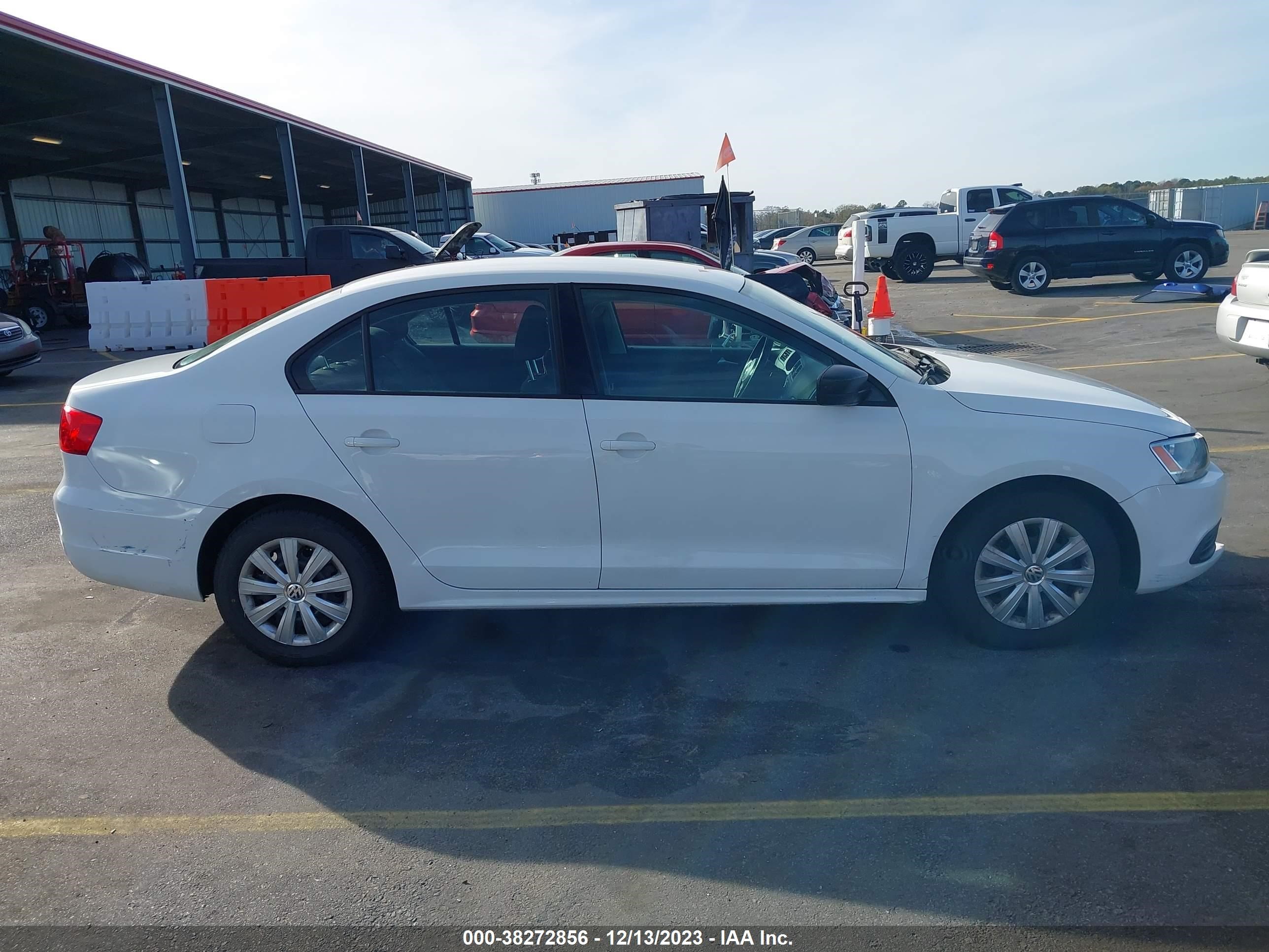 Photo 12 VIN: 3VW2K7AJ2DM412696 - VOLKSWAGEN JETTA 