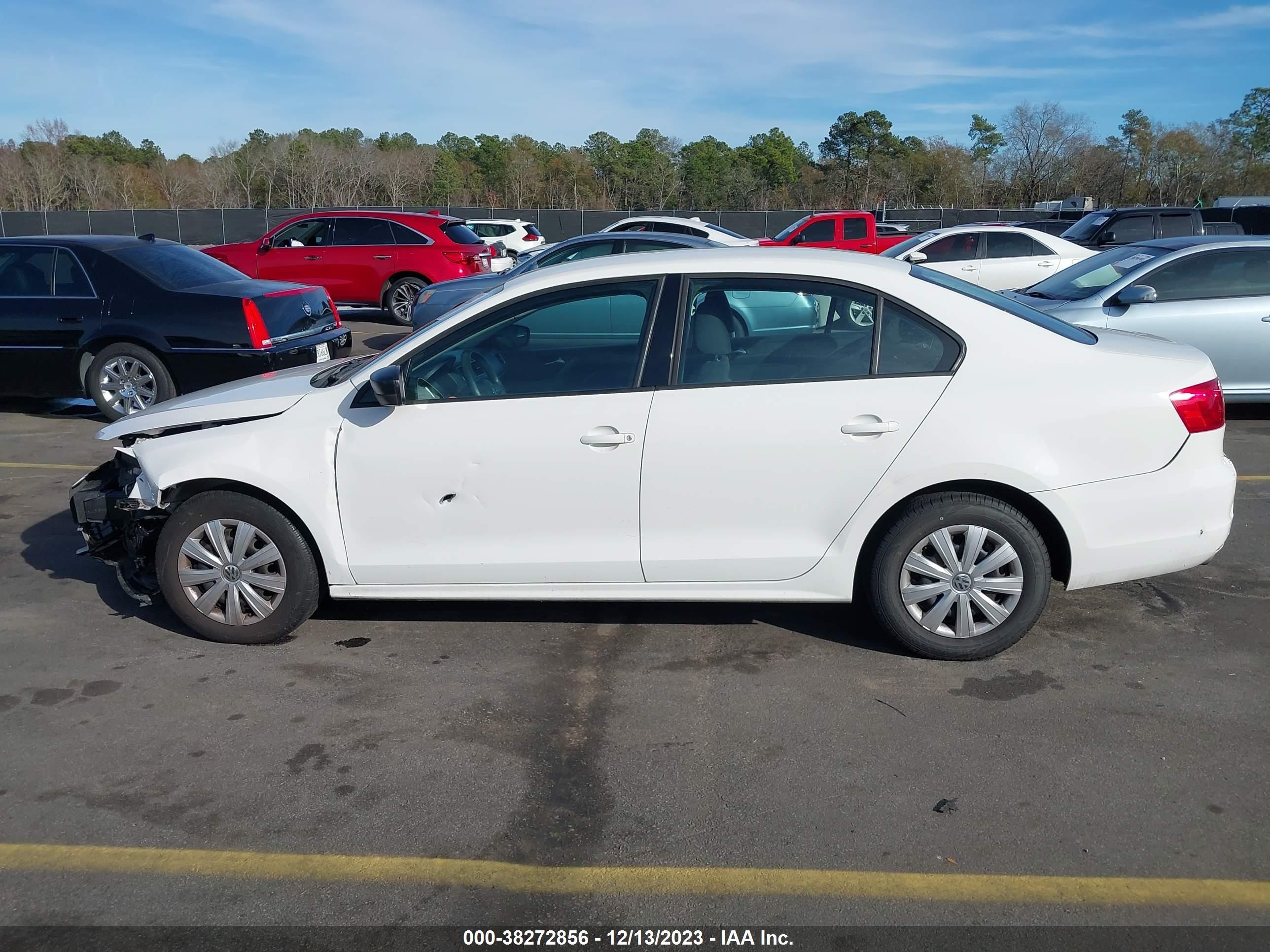 Photo 13 VIN: 3VW2K7AJ2DM412696 - VOLKSWAGEN JETTA 