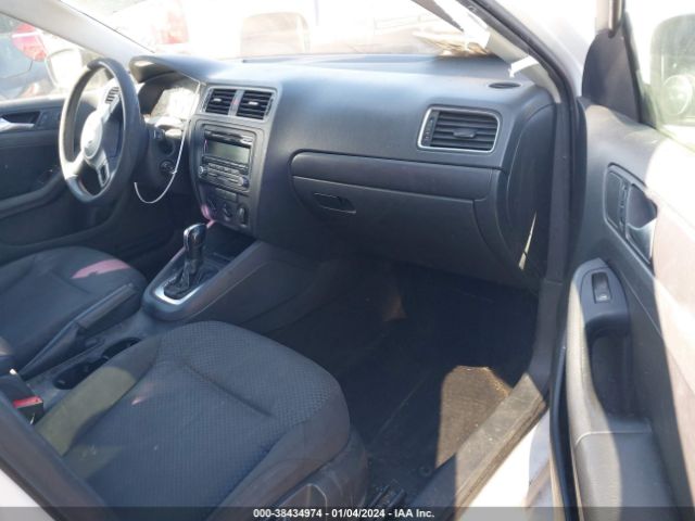 Photo 4 VIN: 3VW2K7AJ2DM420877 - VOLKSWAGEN JETTA 