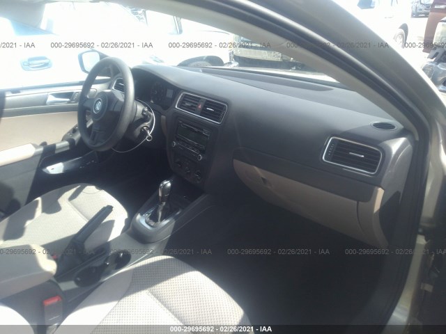 Photo 4 VIN: 3VW2K7AJ2EM209969 - VOLKSWAGEN JETTA SEDAN 