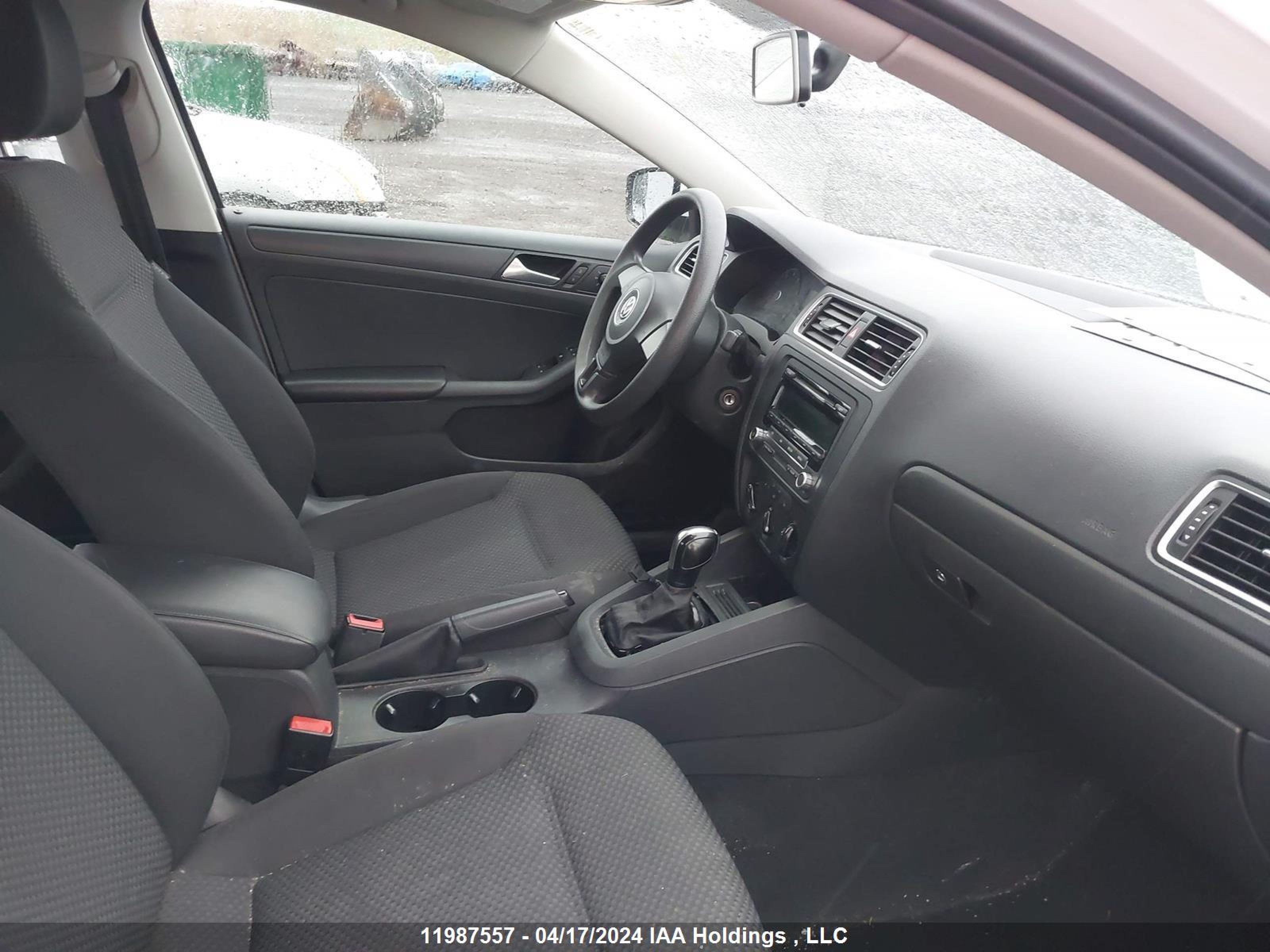 Photo 4 VIN: 3VW2K7AJ2EM412022 - VOLKSWAGEN JETTA 