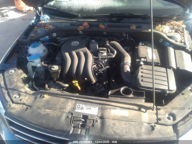 Photo 9 VIN: 3VW2K7AJ2FM423233 - VOLKSWAGEN JETTA SEDAN 