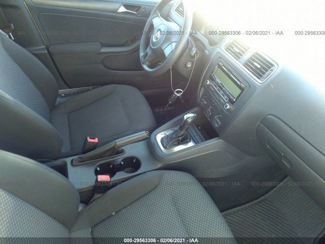 Photo 4 VIN: 3VW2K7AJ3BM390334 - VOLKSWAGEN JETTA SEDAN 