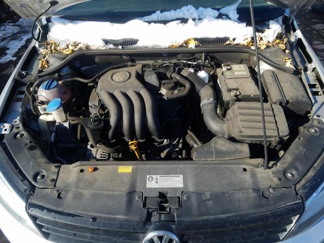 Photo 6 VIN: 3VW2K7AJ3CM317823 - VOLKSWAGEN JETTA BASE 