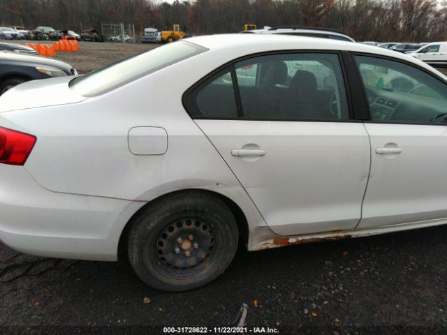 Photo 5 VIN: 3VW2K7AJ3EM414944 - VOLKSWAGEN JETTA SEDAN 