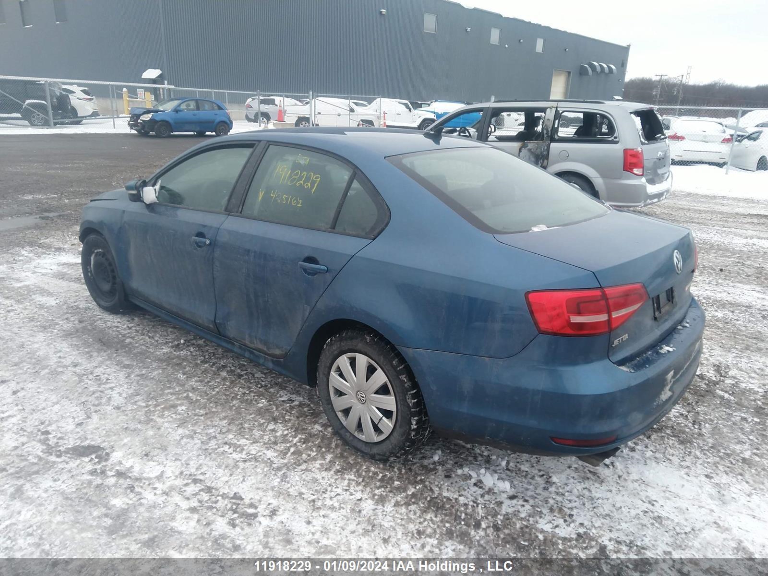 Photo 2 VIN: 3VW2K7AJ3FM425167 - VOLKSWAGEN JETTA 