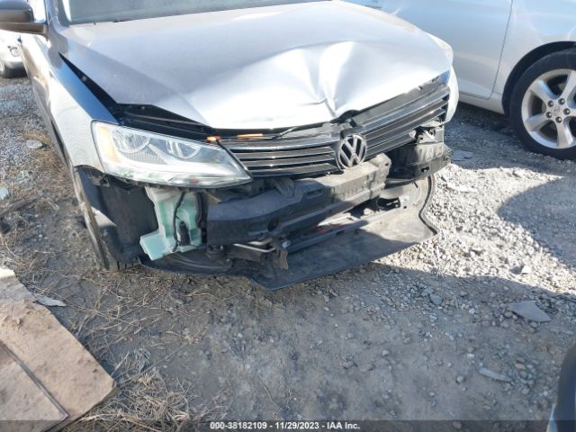 Photo 5 VIN: 3VW2K7AJ4CM420412 - VOLKSWAGEN JETTA 