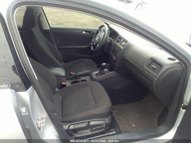 Photo 4 VIN: 3VW2K7AJ4FM422990 - VOLKSWAGEN JETTA SEDAN 