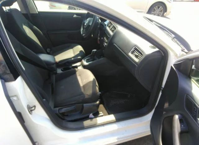 Photo 4 VIN: 3VW2K7AJ6EM294721 - VOLKSWAGEN JETTA SEDAN 