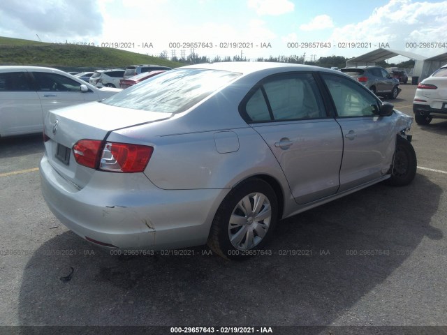 Photo 3 VIN: 3VW2K7AJ7CM335001 - VOLKSWAGEN JETTA SEDAN 