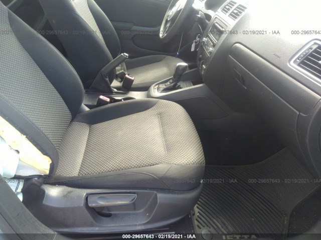 Photo 4 VIN: 3VW2K7AJ7CM335001 - VOLKSWAGEN JETTA SEDAN 