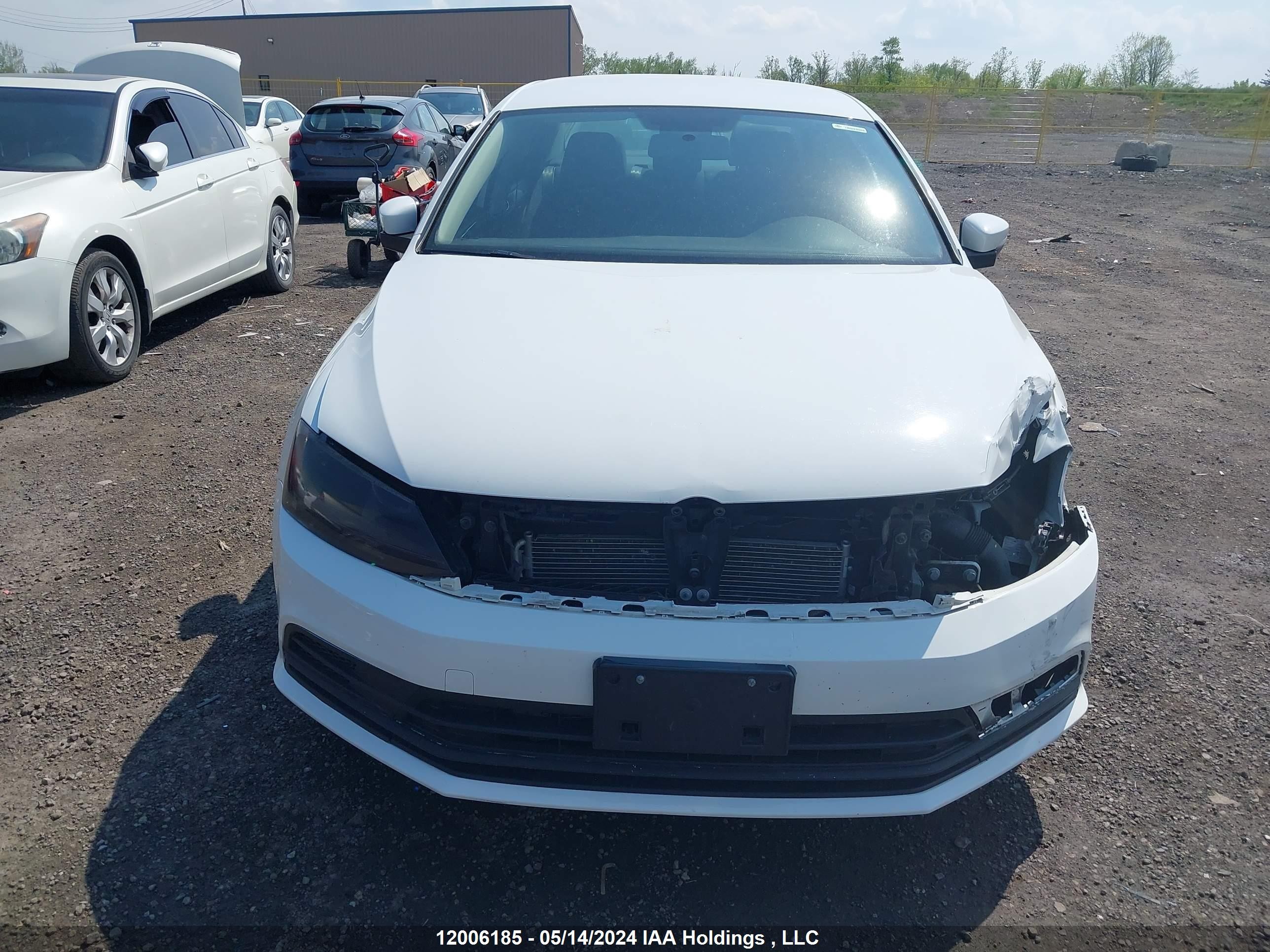 Photo 11 VIN: 3VW2K7AJ7FM328067 - VOLKSWAGEN JETTA 