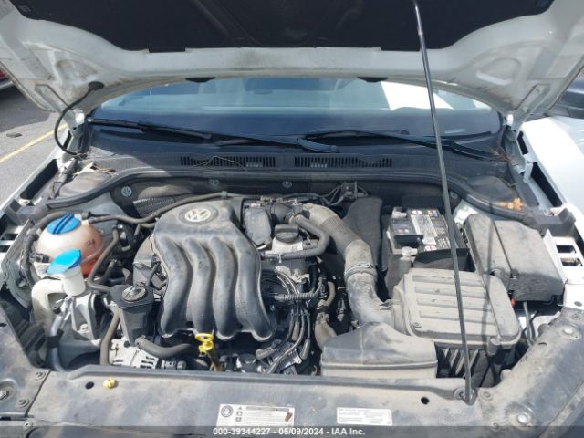 Photo 9 VIN: 3VW2K7AJ8FM301329 - VOLKSWAGEN JETTA 