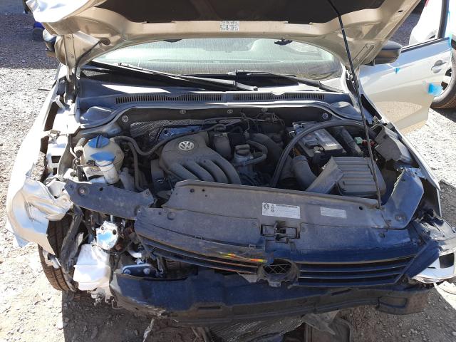 Photo 6 VIN: 3VW2K7AJ9DM232101 - VOLKSWAGEN JETTA BASE 