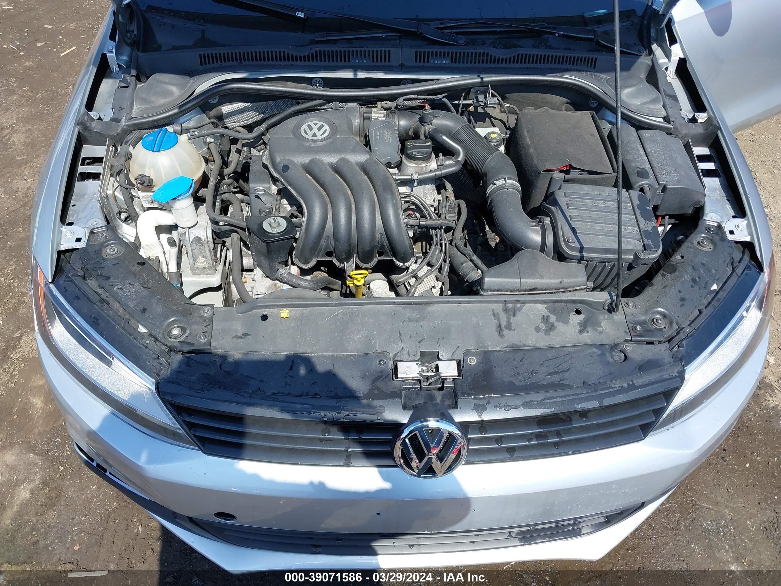 Photo 9 VIN: 3VW2K7AJ9EM212786 - VOLKSWAGEN JETTA 