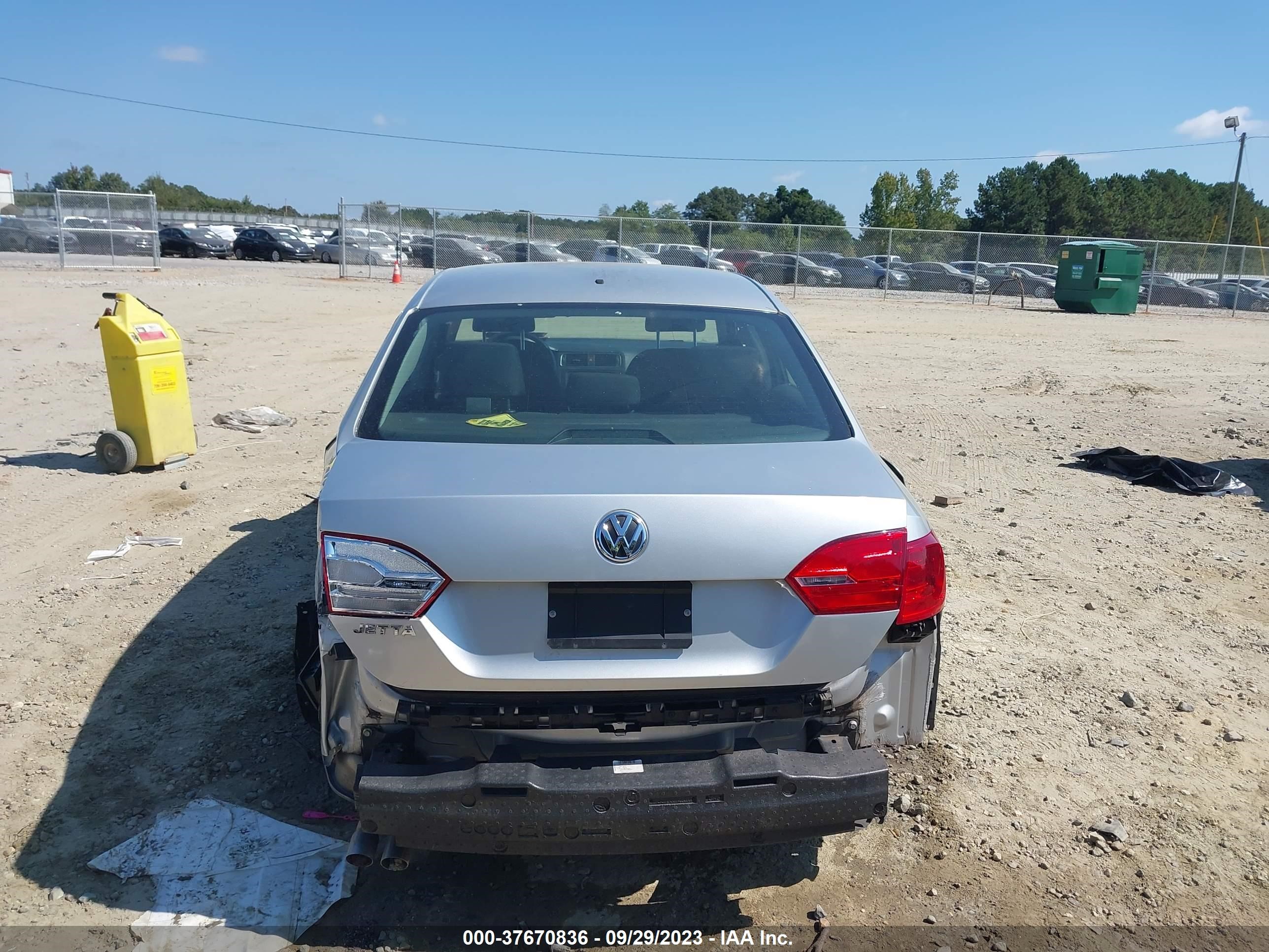 Photo 13 VIN: 3VW2K7AJ9EM408534 - VOLKSWAGEN JETTA 