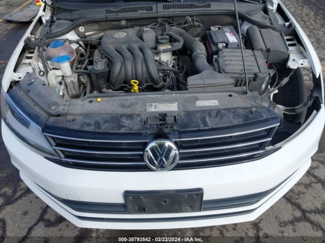 Photo 9 VIN: 3VW2K7AJ9FM249211 - VOLKSWAGEN JETTA 