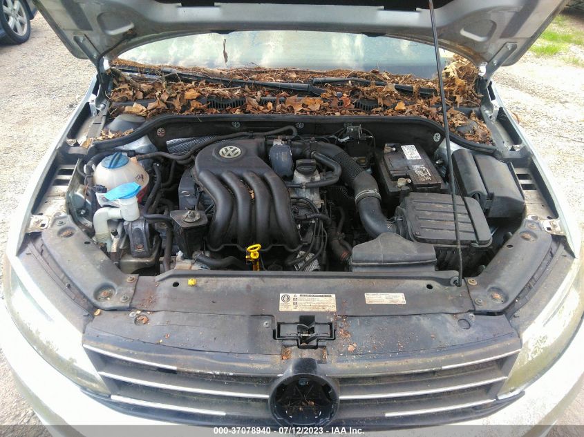 Photo 9 VIN: 3VW2K7AJ9FM255333 - VOLKSWAGEN JETTA 