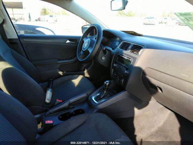 Photo 4 VIN: 3VW2K7AJXCM465757 - VOLKSWAGEN JETTA SEDAN 