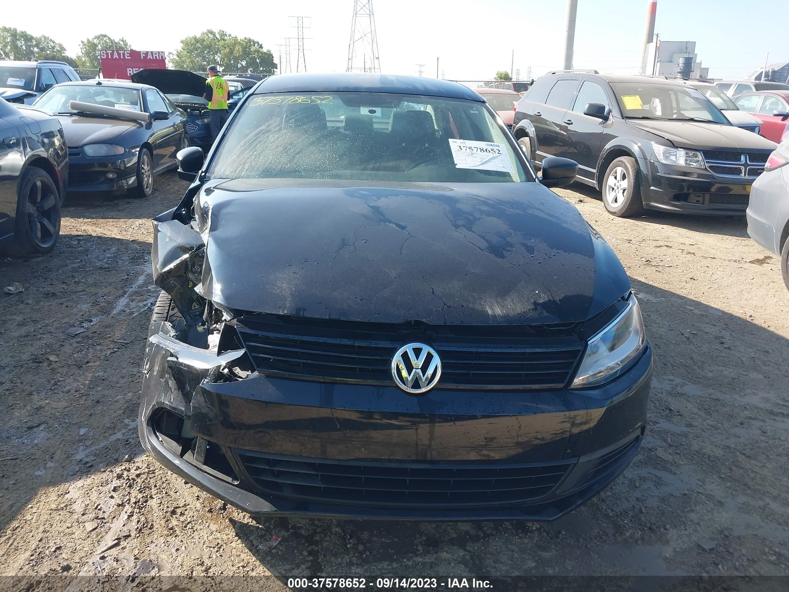 Photo 11 VIN: 3VW2K7AJXDM384680 - VOLKSWAGEN JETTA 