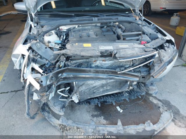 Photo 5 VIN: 3VW3A7AJ0FM274327 - VOLKSWAGEN JETTA 