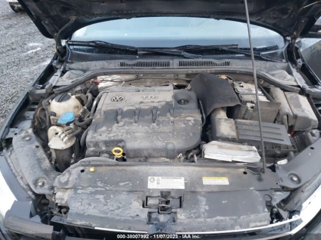 Photo 9 VIN: 3VW3A7AJ0FM333344 - VOLKSWAGEN JETTA 