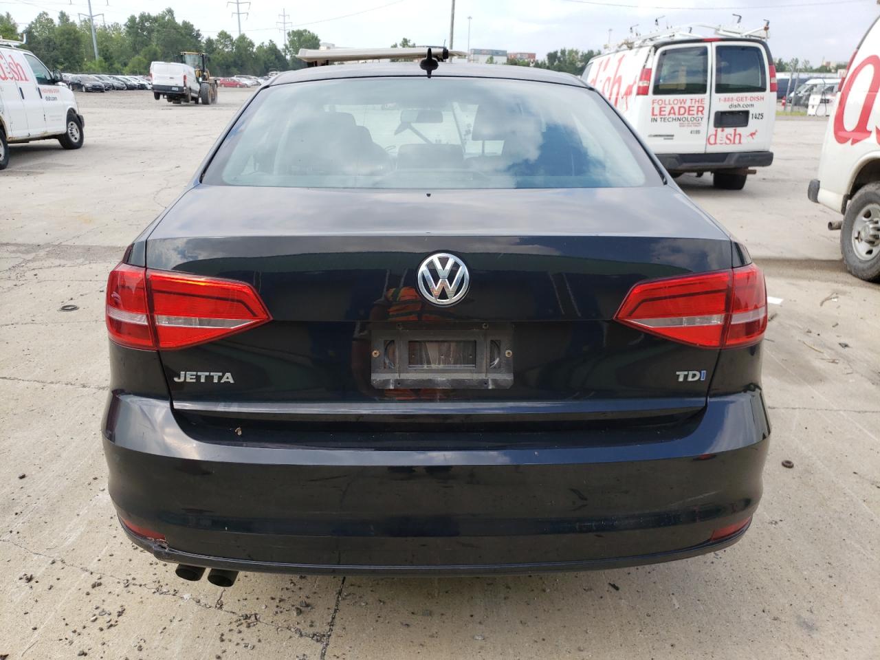 Photo 5 VIN: 3VW3A7AJ3FM299058 - VOLKSWAGEN JETTA 