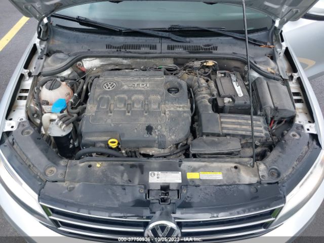 Photo 9 VIN: 3VW3A7AJ5FM229318 - VOLKSWAGEN JETTA 