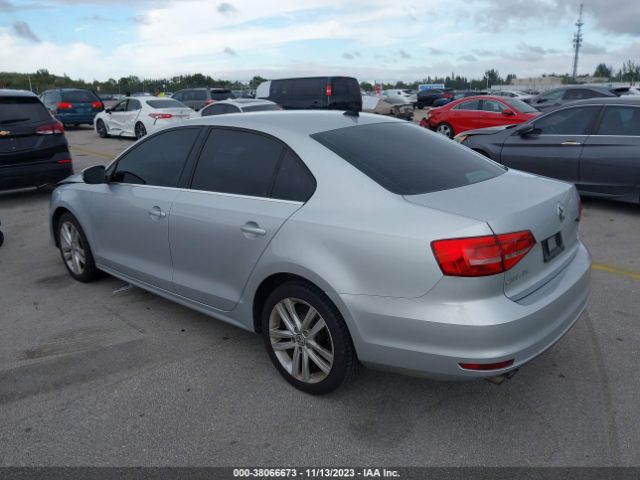 Photo 2 VIN: 3VW3A7AJ6FM331162 - VOLKSWAGEN JETTA SEDAN 