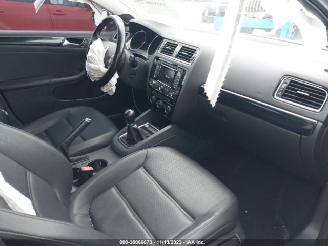 Photo 4 VIN: 3VW3A7AJ6FM331162 - VOLKSWAGEN JETTA SEDAN 