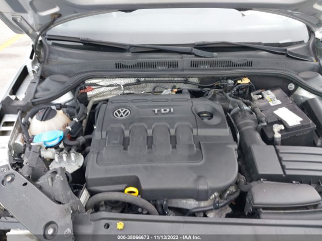 Photo 9 VIN: 3VW3A7AJ6FM331162 - VOLKSWAGEN JETTA SEDAN 