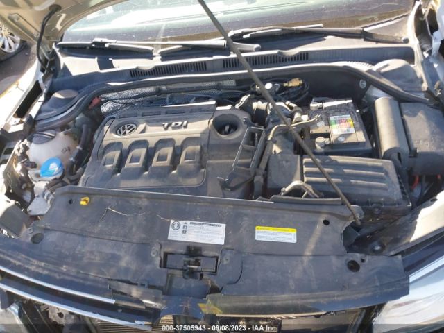 Photo 9 VIN: 3VW3A7AJ7FM333244 - VOLKSWAGEN JETTA 