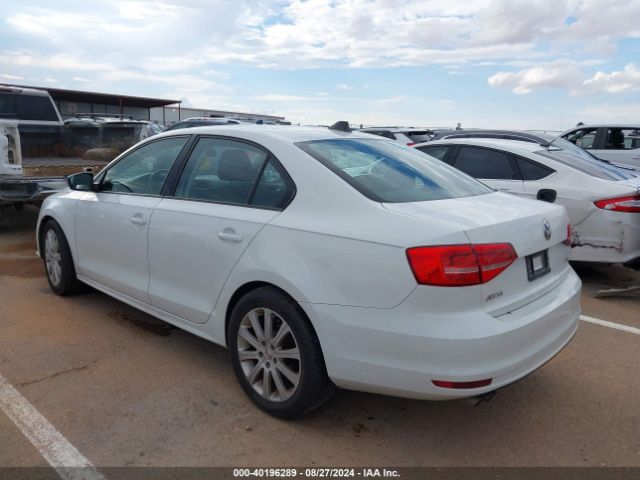 Photo 2 VIN: 3VW3A7AJ9FM260751 - VOLKSWAGEN JETTA 