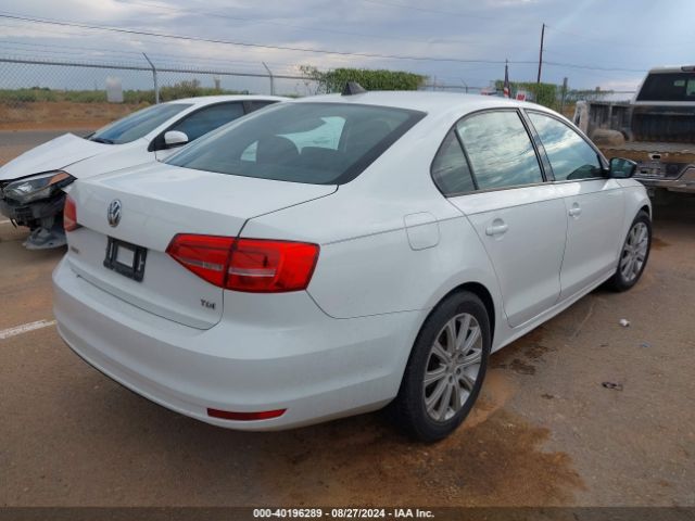 Photo 3 VIN: 3VW3A7AJ9FM260751 - VOLKSWAGEN JETTA 