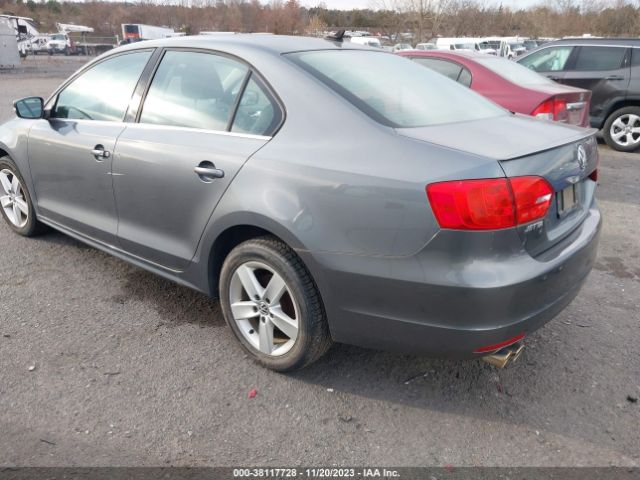 Photo 2 VIN: 3VW3L7AJ0BM092020 - VOLKSWAGEN JETTA SEDAN 