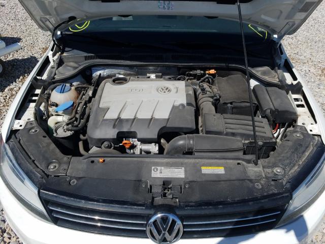 Photo 6 VIN: 3VW3L7AJ2DM272652 - VOLKSWAGEN JETTA TDI 